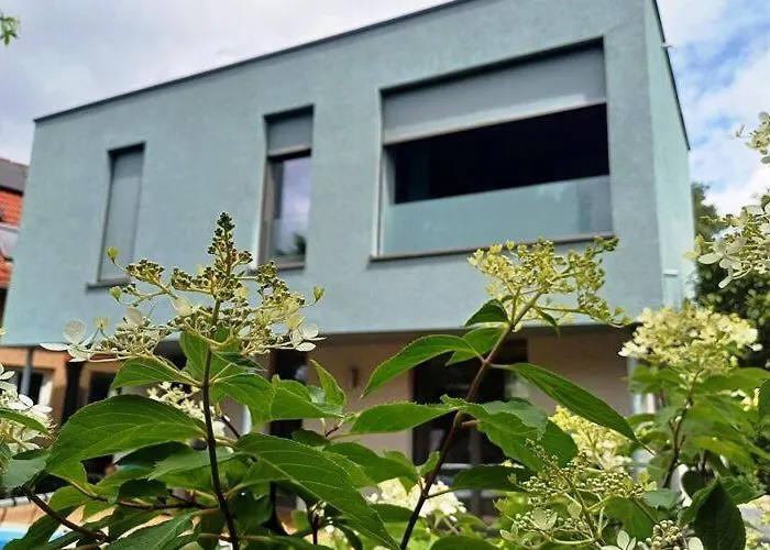 Moderne In Mahlsdorf *