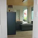 Moderne In Mahlsdorf Apartamento Berlim