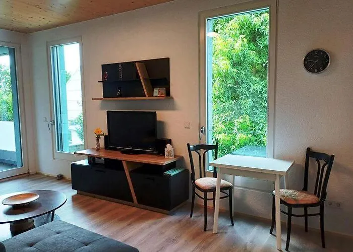 Moderne In Mahlsdorf * Berlijn