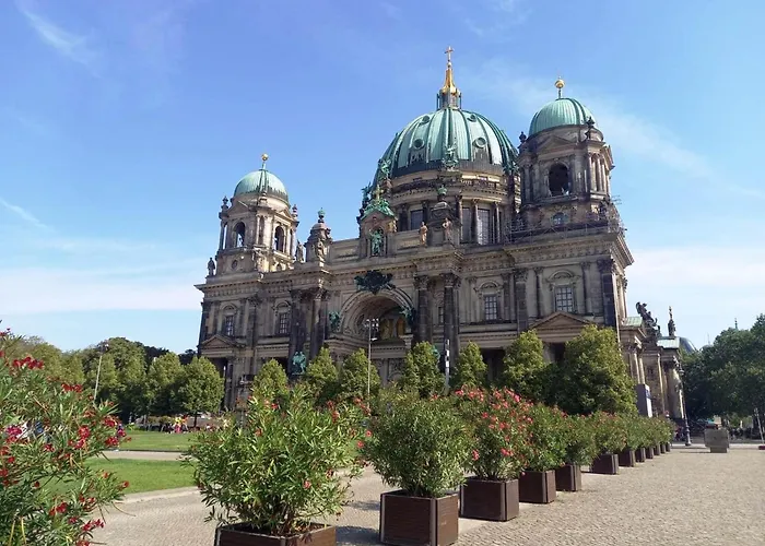 Moderne In Mahlsdorf Appartement Berlijn