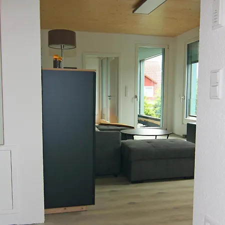 Moderne In Mahlsdorf Lägenhet Berlin