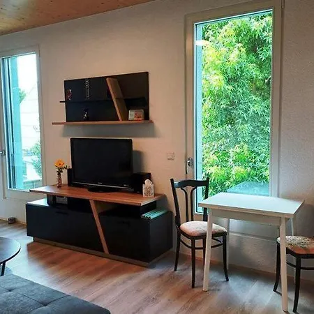 Moderne In Mahlsdorf * Берлин