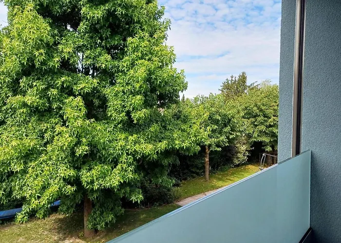 Moderne In Mahlsdorf * Berlin