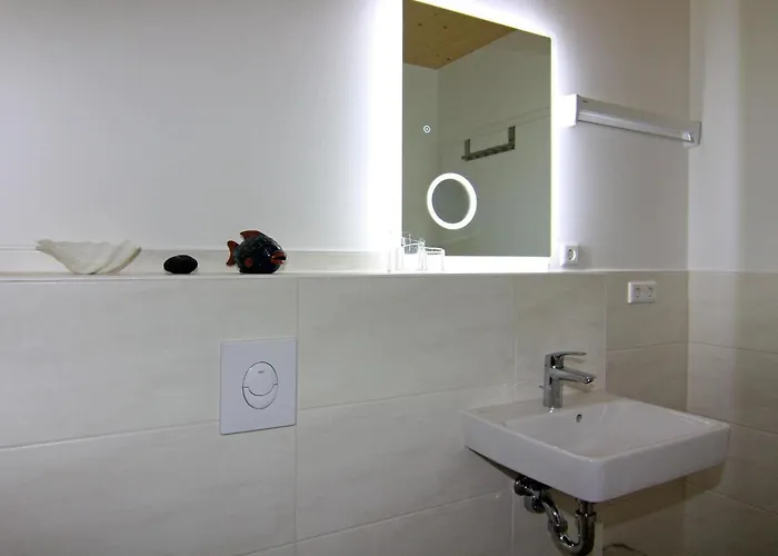 Moderne In Mahlsdorf Apartman